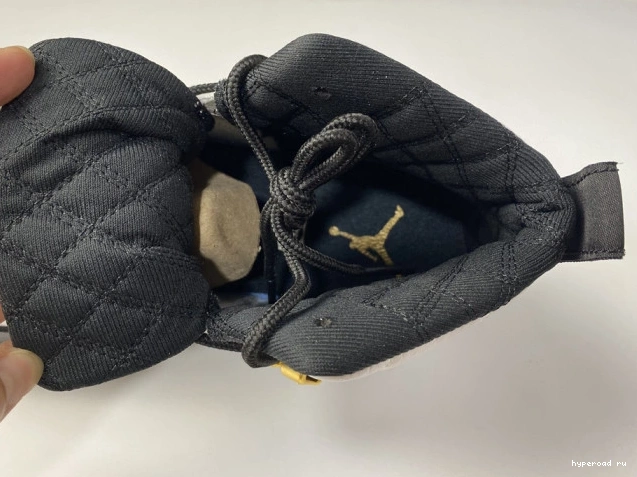 Jordan Royalty CT8013-170 12 Air 0817